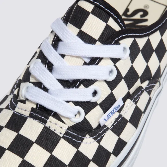 【VANS】官方旗艦 Authentic 黑白色棋盤格滑板鞋 CORTIS
