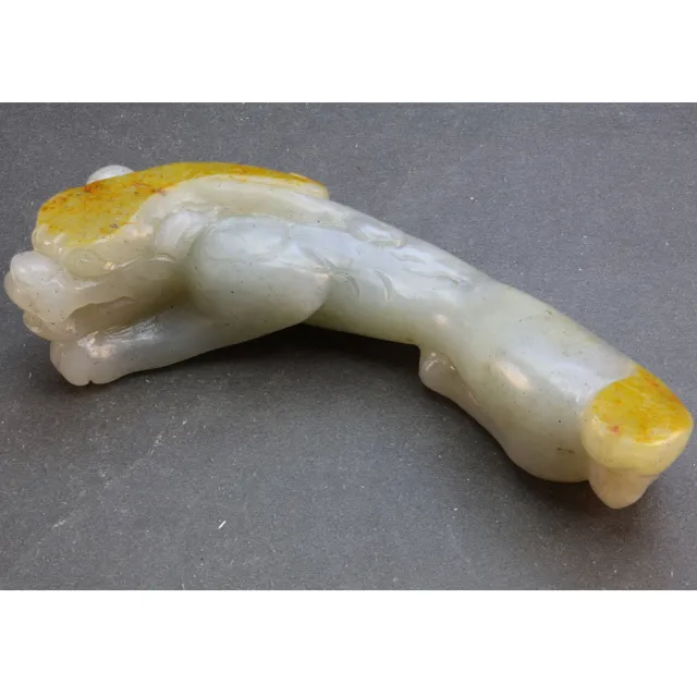 【巧藝坊】天然和田玉灑金皮 文鎮 紙鎮 帶原皮原石 家有貔貅 一生無憂 手把件(附鑑定證卡)