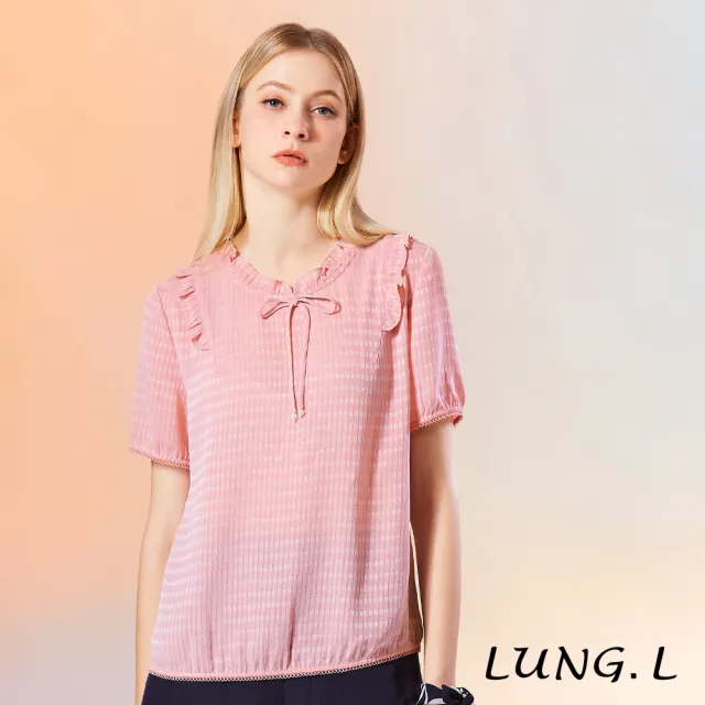 【LUNG.L 林佳樺】LW48A 粉色甜美領荷葉綁結短袖女裝上衣（加大尺碼）