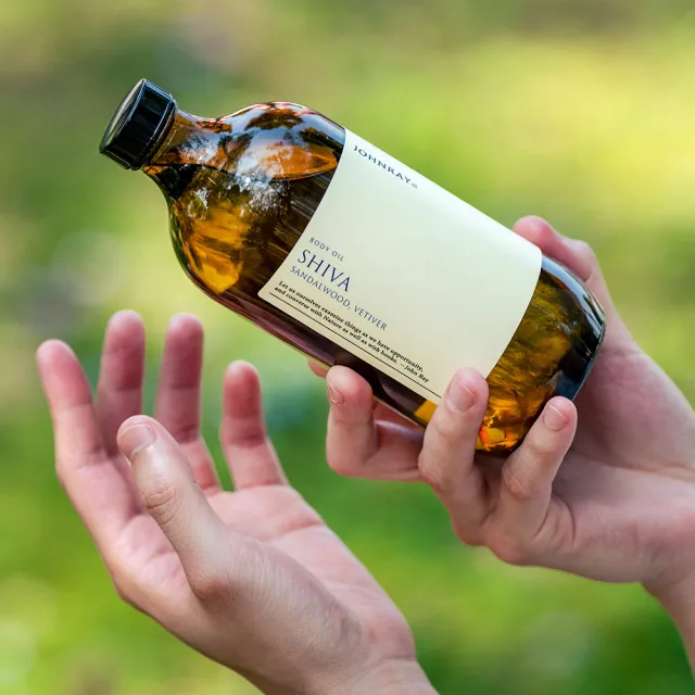 【伊聖詩】約翰森林JOHNRAY 美體潤膚油500ml(按摩油/多款任選/戀戀情深/淨化高手/瑜珈大師)