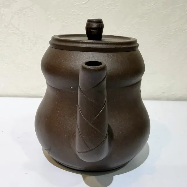 【創藝工坊】宜興早期紫砂壺 羅漢竹壺 黑星土(160cc 完整美品 茶壺茶具 宜興紫砂壺)