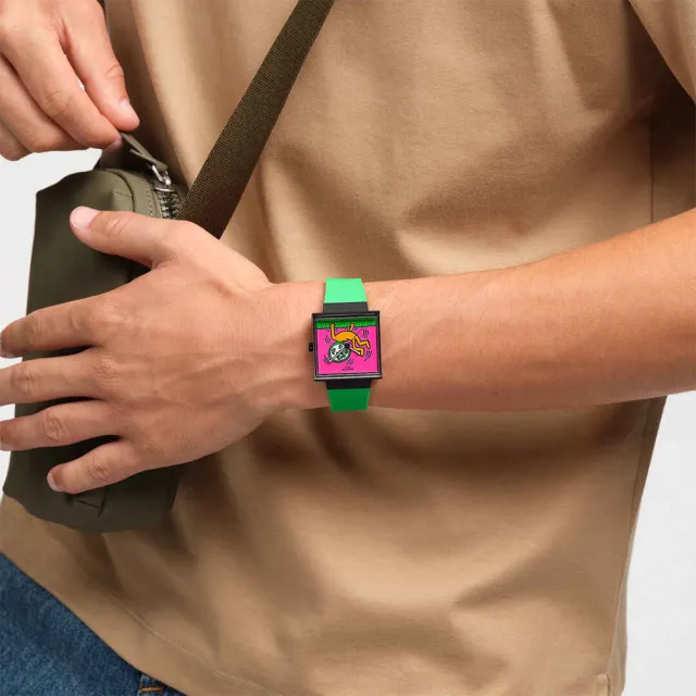 【SWATCH】BREAKS OFF 經典手錶/方形錶/Keith Haring 聯名錶/女錶/瑞士製造 SO34Z102(33mm)