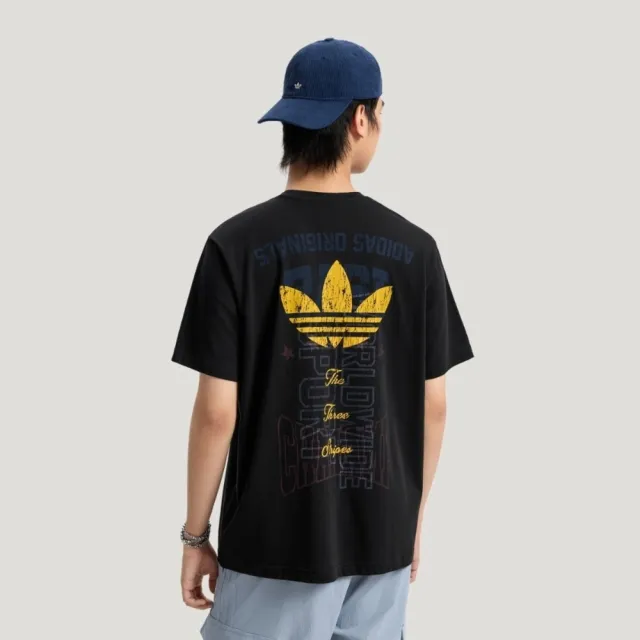 【adidas 愛迪達】Trefoil Tee 男 T恤 運動上衣 休閒短袖 黑 亞版 純棉 印花(LE7353)