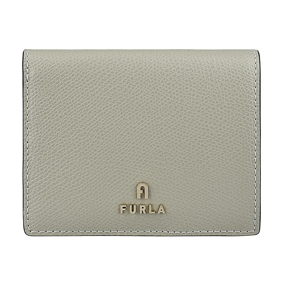 【FURLA 芙拉】FURLA CAMELIA拱門LOGO釦式4卡荔枝紋牛皮對折短夾(大理石灰)