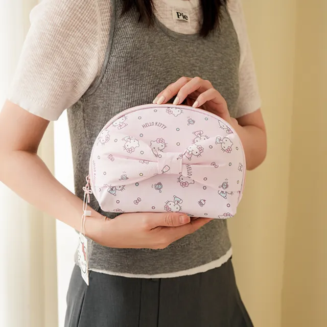 【SANRIO 三麗鷗】雙11 凱蒂貓便攜手拿貝殼化妝包 (Hello Kitty)