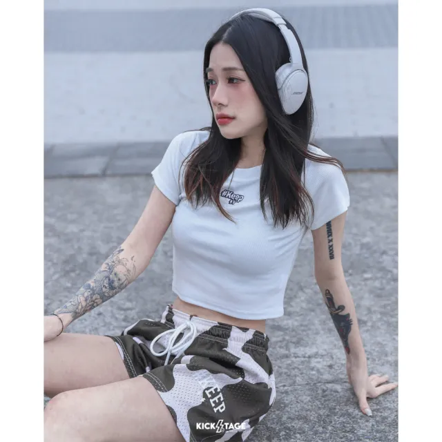 KEEP EMBROIDERED ELASTIC CROP TEE 白色 黑色 刺繡 LOGO 彈性 短版 短TEE (KS330)