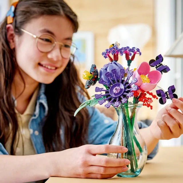 【LEGO 樂高】Botanicals 11507 奧莉維亞．羅德里戈的花束(花藝 居家擺設 禮物 玩具)