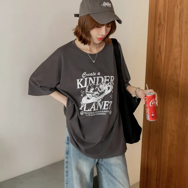 【OB 嚴選】純棉愛心星球印花寬鬆短袖上衣 《AB21427-》 適 M~3L