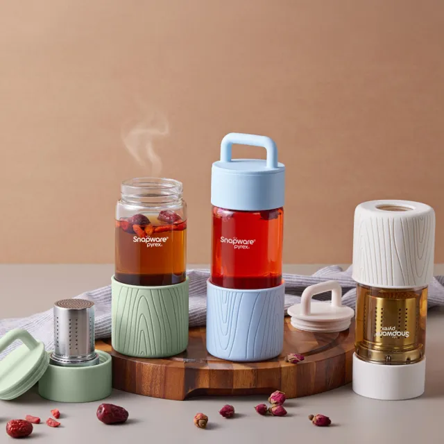 【CorelleBrands 康寧餐具】鋅light輕瓷真空手提保溫杯820ml+手提茶隔耐熱玻璃瓶480ml