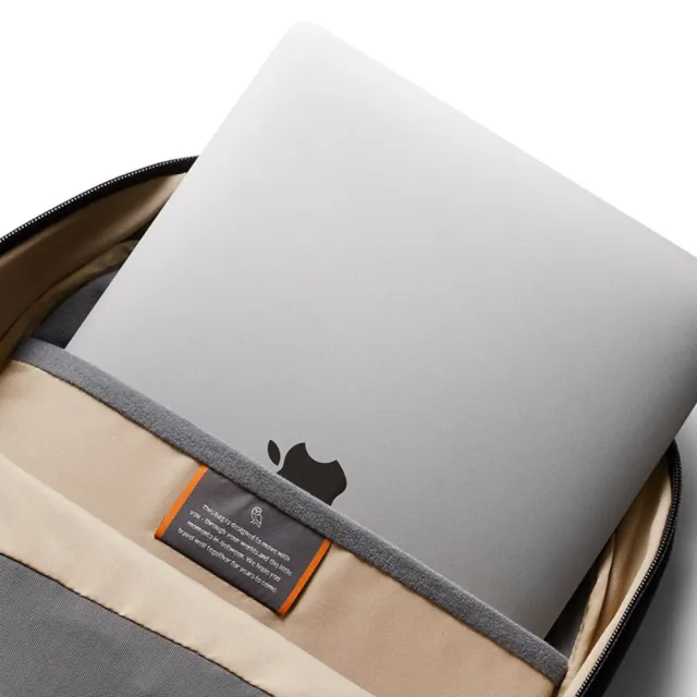 【Bellroy】官方直營 Via Backpack 20L 通勤筆電後背包(經典黑)