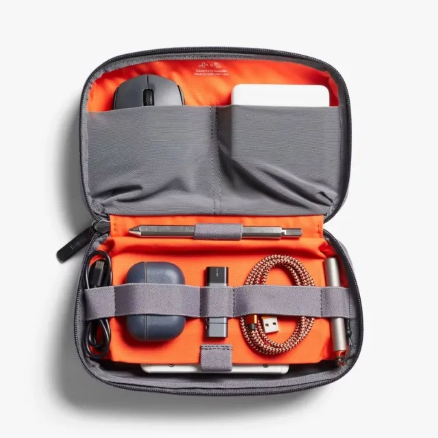 【Bellroy】官方直營 Tech Kit Carryology Essential 3C 數位配件包(楓葉棕)