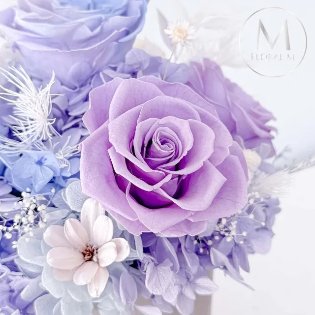 【Floral M】永生花禮宇宙星空玫瑰贈香氛油(乾燥花/永生花/情人節花禮/告白禮物/生日禮物/開幕花禮)