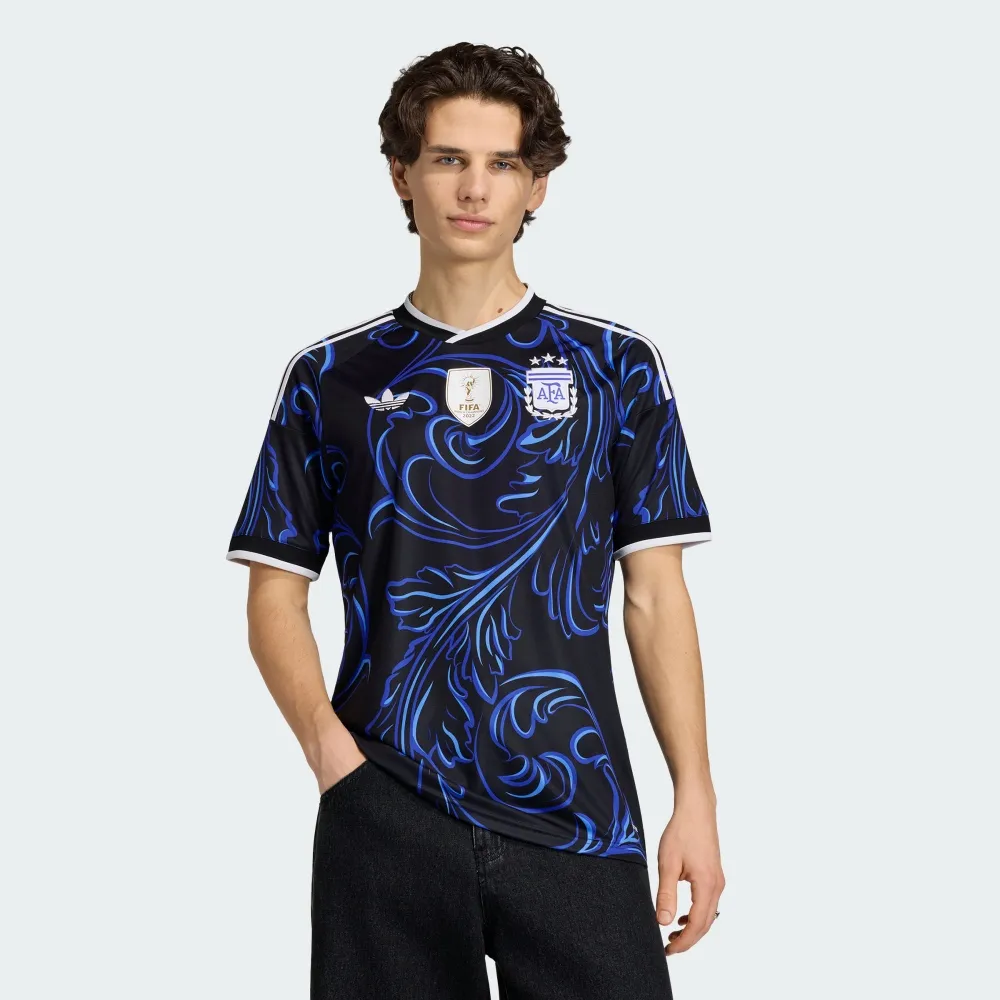 【adidas 愛迪達】世界盃 阿根廷 客場 短袖球衣 吸濕排汗 男 JM8395