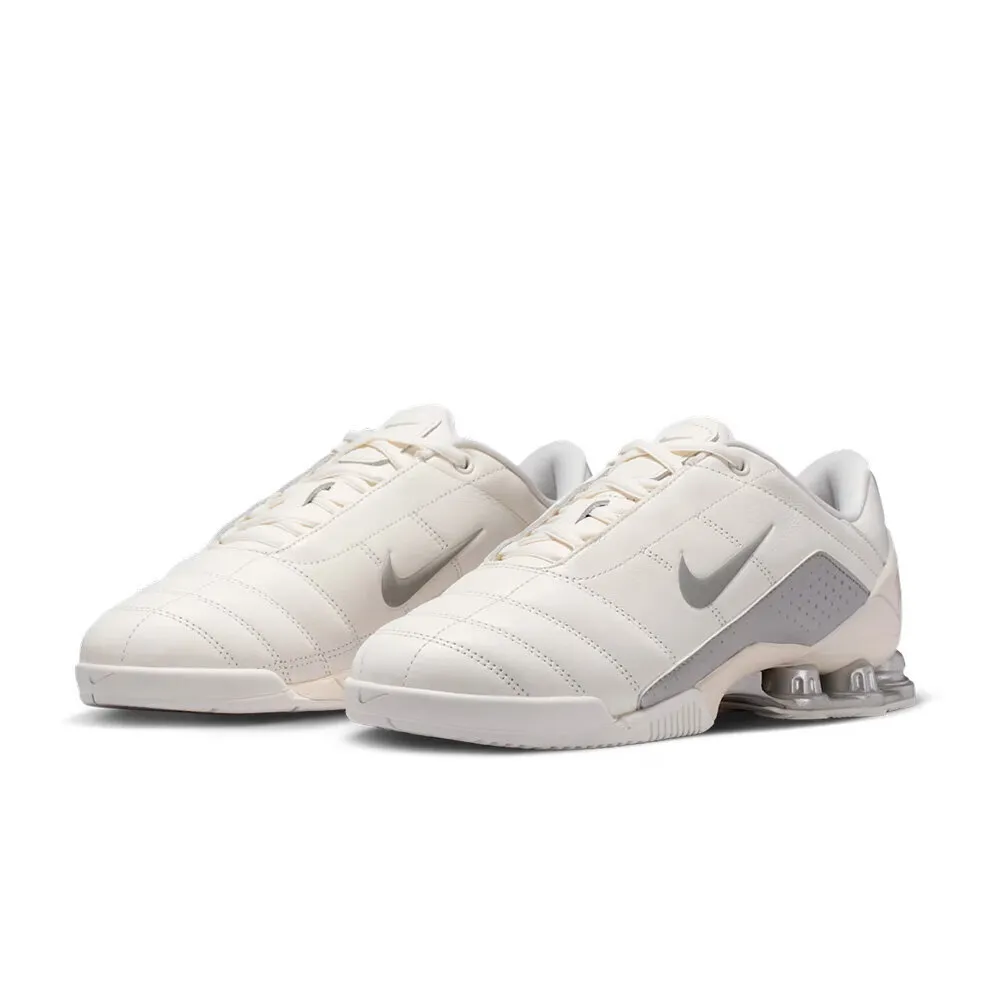 【NIKE 耐吉】W Total 90 Shox 米白銀 復古 彈簧鞋 休閒鞋 運動鞋 女鞋 IO9300-100