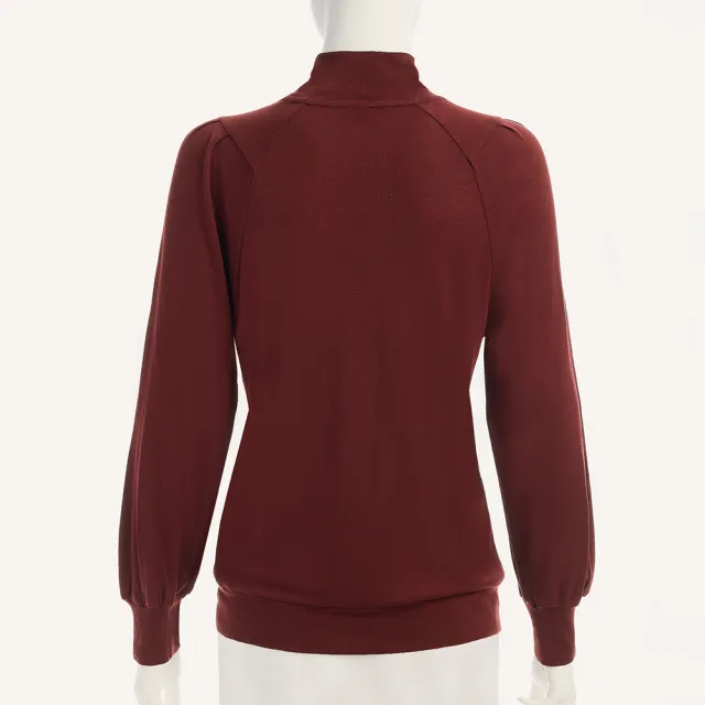 【ILEY 伊蕾】輕暖拉克蘭羊毛內搭上衣(深紅；M-XL；1253491302)