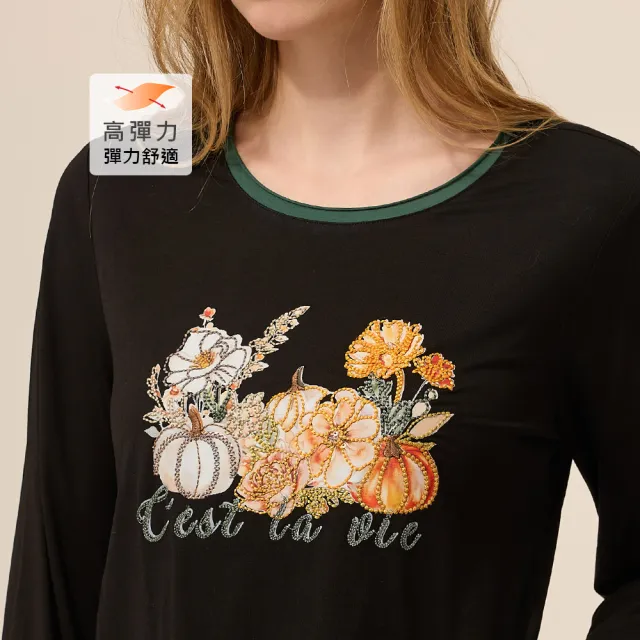 【ILEY 伊蕾】花卉亮片刺繡彈性縲縈上衣(黑；M-2L；1253461010)