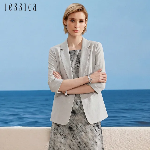 【JESSICA】氣質知性素色蠶絲七分袖西裝外套（灰綠）J63001