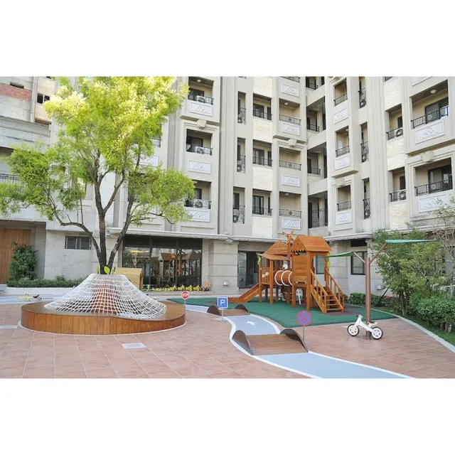 【義大天悅飯店】8/3偷殺!暑假平日不加價!2大2小含早餐或4大入住含2客早餐(入住即贈摩天輪搭乘券)