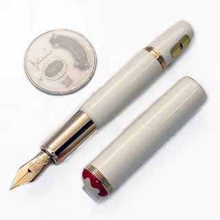 【MONTBLANC 萬寶龍】傳承系列紅與黑「迷你」特別版象牙色鋼筆 F 尖(128120)