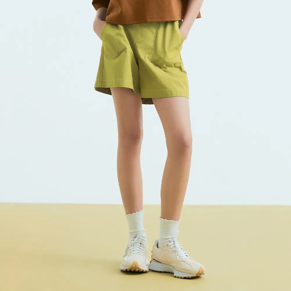 【OUWEY 歐薇】休閒大口袋車線短褲(芥黃色；S-L；3233166046)