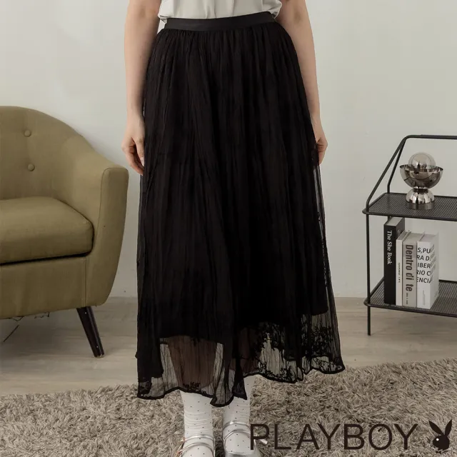 【PLAYBOY】黑色蕾絲花壓褶長裙 - 黑色