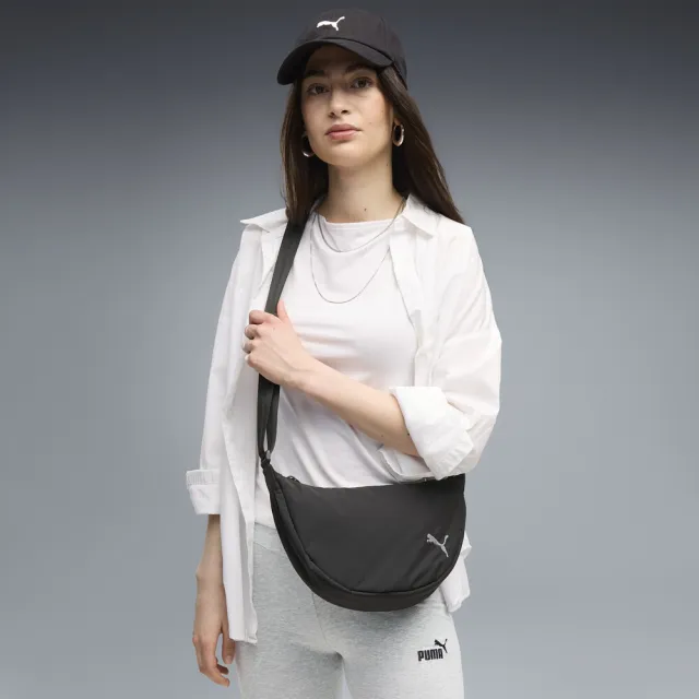 【PUMA】HER半月側背小包(F)09276901