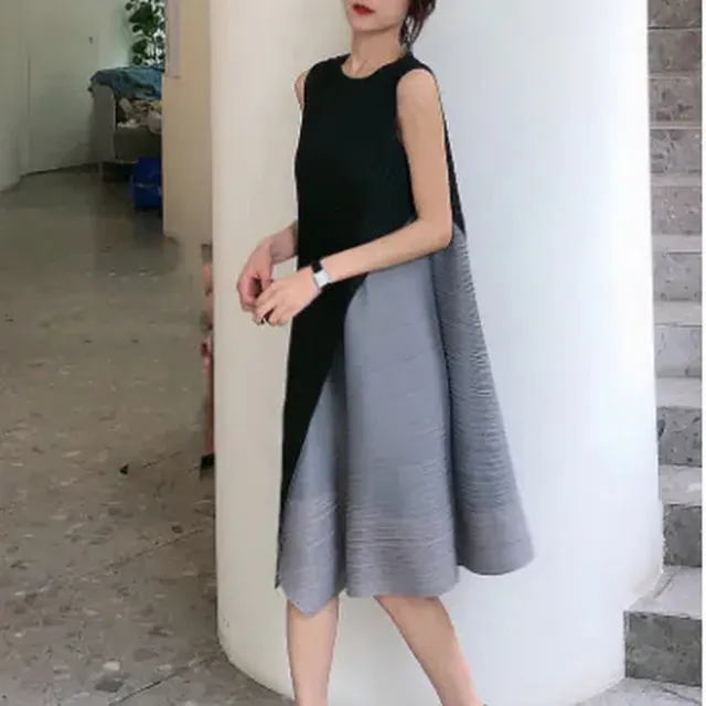 【MU YI YANG 慕衣洋】三宅冷調藝術氣質無袖洋裝
