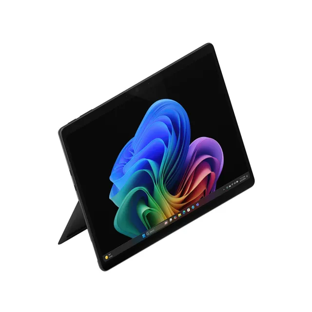 【Microsoft 微軟】鍵盤蓋+筆組+365個人組★Surface Pro-13吋觸控AI筆電(第12版/X2 Plus/16G/512G/W11H)