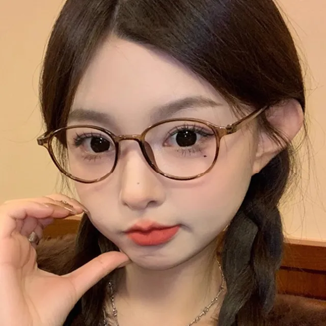 【LEESA】素顏眼鏡\眼鏡架\女生眼鏡\小臉神器\韓版眼鏡\黑色眼鏡\眼鏡\小框眼鏡\鏡框\禮物\眼鏡