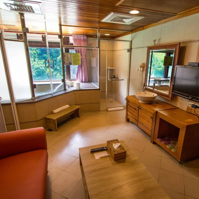 【烏來山之川溫泉會館】雙人溫馨湯屋1.5 小時+雙人下午茶點 (MO)