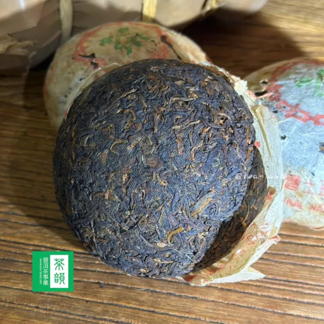 【茶韻】八O年代 中茶牌 綠印大沱 250克 生茶 稀有品(專用收藏盒+1)