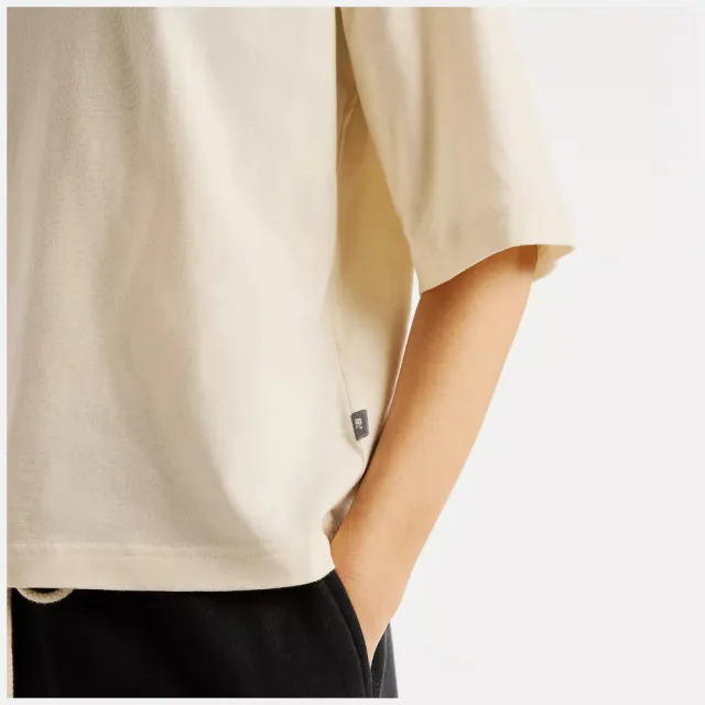 【NEW BALANCE】NB 短袖上衣 女 美規 米杏 WT62C1ZULIN