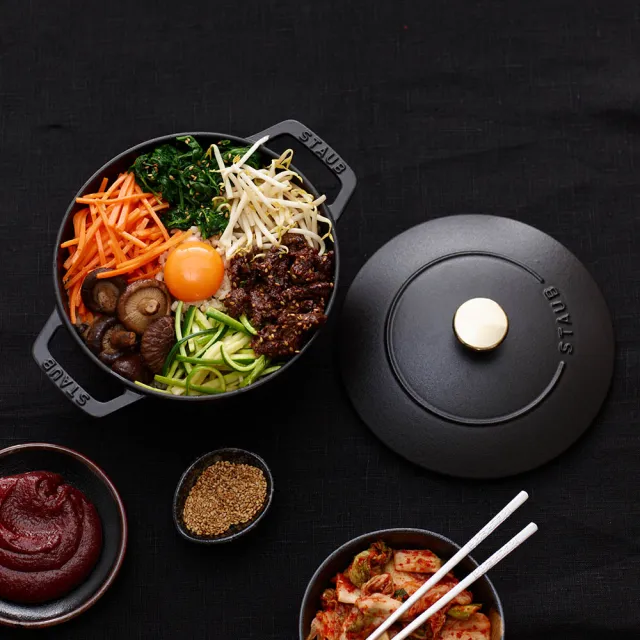 【STAUB】迴力釘點琺瑯鑄鐵鍋和食鍋16cm-顏色任選(德國雙人牌集團官方直營)