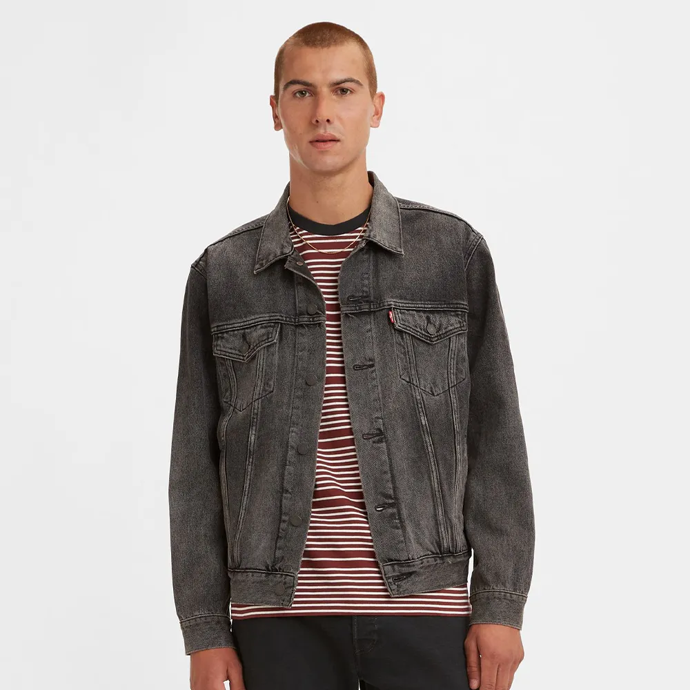 【LEVIS】男款 牛仔外套 / Type 3 經典修身版型 / 黑灰水洗 熱賣單品 72334-0601