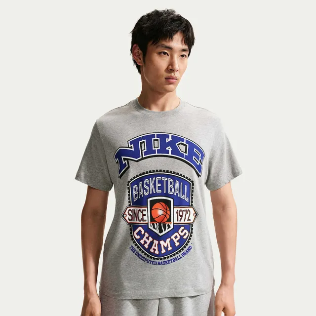 【NIKE 耐吉】短袖上衣 男 AS M NK TEE STD ASBURY CHAMPS 灰 IM5051-063