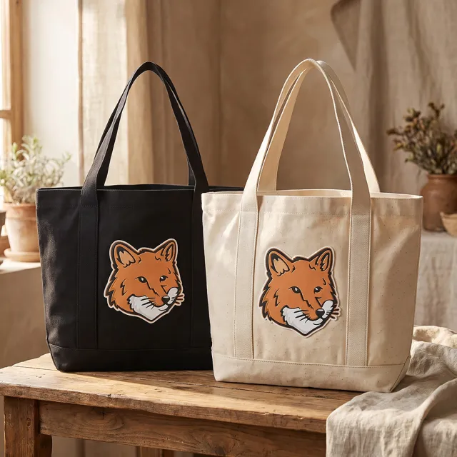【Maison Kitsune】MAISON KITSUNE 狐狸頭棉質帆布肩背托特包(多色)