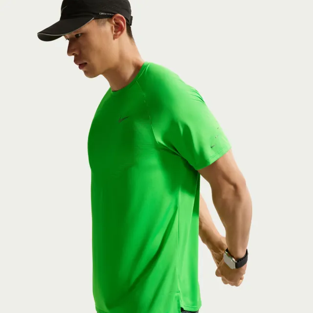 【NIKE 耐吉】短袖上衣 男 T恤 運動 慢跑 速乾 AS M NK DFADV STRIDE SS TOP 綠 HV5204-329