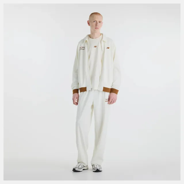 【NEW BALANCE】NB 短袖上衣 男 美規 米白 MT62L4FVAGA