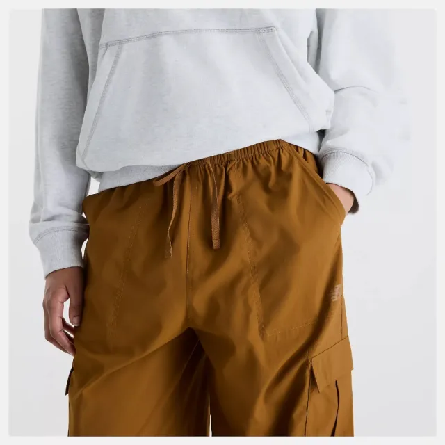 【NEW BALANCE】NB 長褲 女 休閒褲 工裝褲 美規 焦糖咖 WP53504BFT