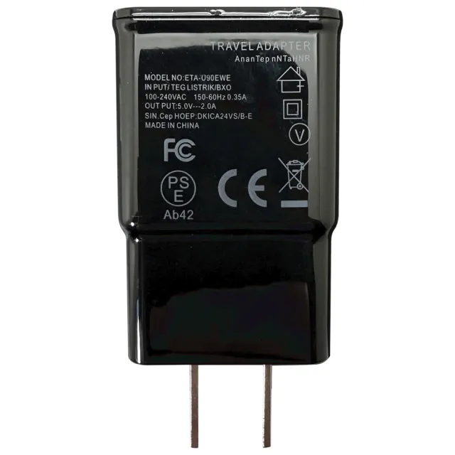 【CHICHIAU】WIFI 4K USB充電器造型無線網路微型針孔攝影機M7