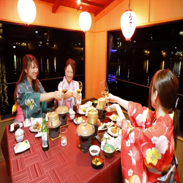 【喜鴻假期】★高雄出發.九州迎春5日★三隅川屋形船宴、草莓吃到飽、叢林巴士、阿蘇小火車