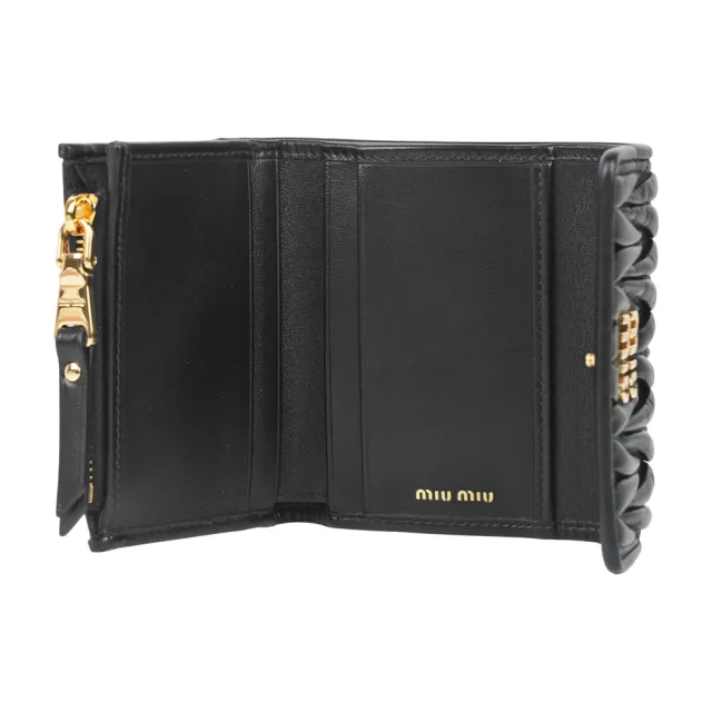 【MIU MIU】金字納帕軟皮釦式三折小短夾(黑色)