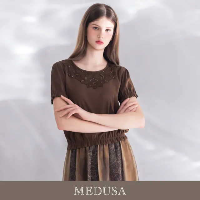 【MEDUSA 曼度莎】現貨-深棕蕾絲刺繡領造型上衣（M-XL）｜女上衣 短袖上衣 蕾絲上衣