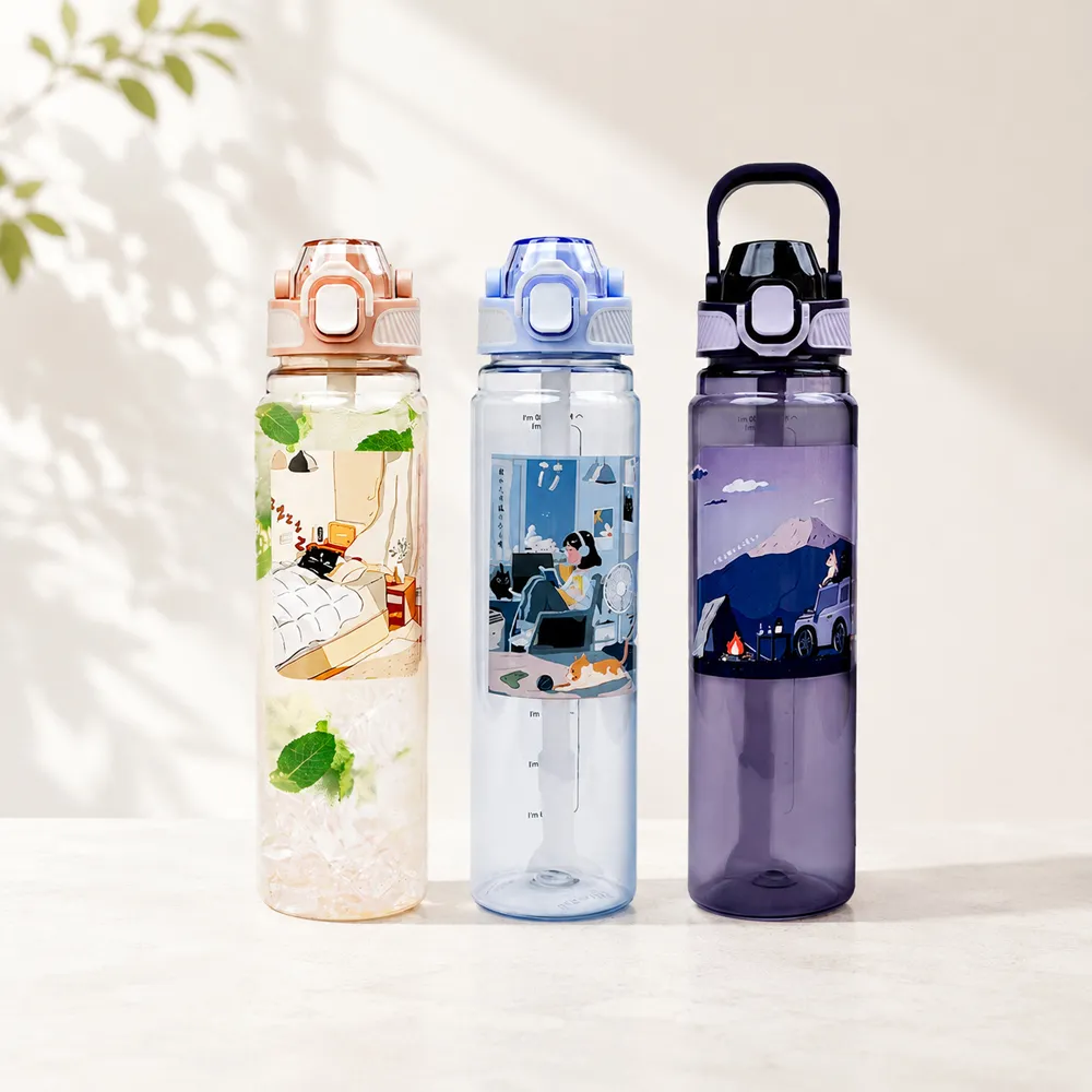 【Maru 丸山製研】買1送1-_美國Tritan彈蓋提把吸管兩用水壺1000ml(雙飲水壺/大容量/吸管水壺/運動水壺)
