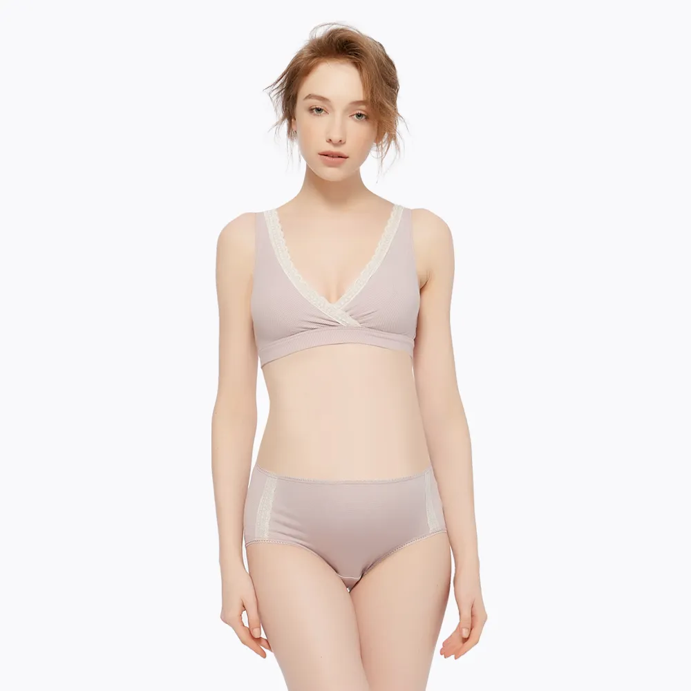 【Gennies 奇妮】哺乳內衣褲成套 咖啡紗無鋼圈內衣 中腰內褲(孕婦內衣 交叉款 孕婦內褲 條紋粉 A67B35)