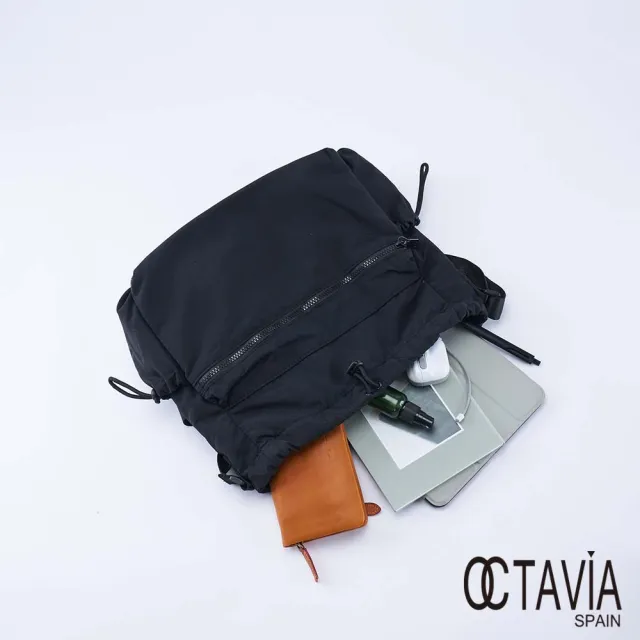 【OCTAVIA 8】雙11 OCTAVIA 8 -  超輕量束口肩背包 - 羽毛黑