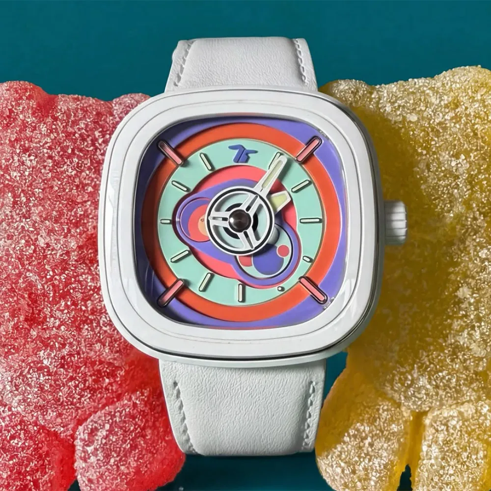 【SEVENFRIDAY】Bubble Gum 泡泡糖 陶瓷框多彩噴漆面盤機械錶-47.6x47mm(P1C/06)
