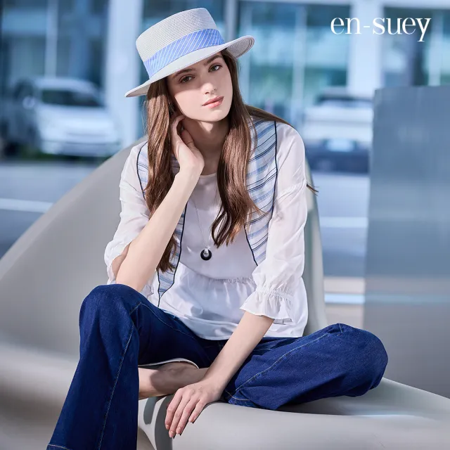 【en-suey 銀穗】EU飄逸感微透落肩斜抽皺上衣-女