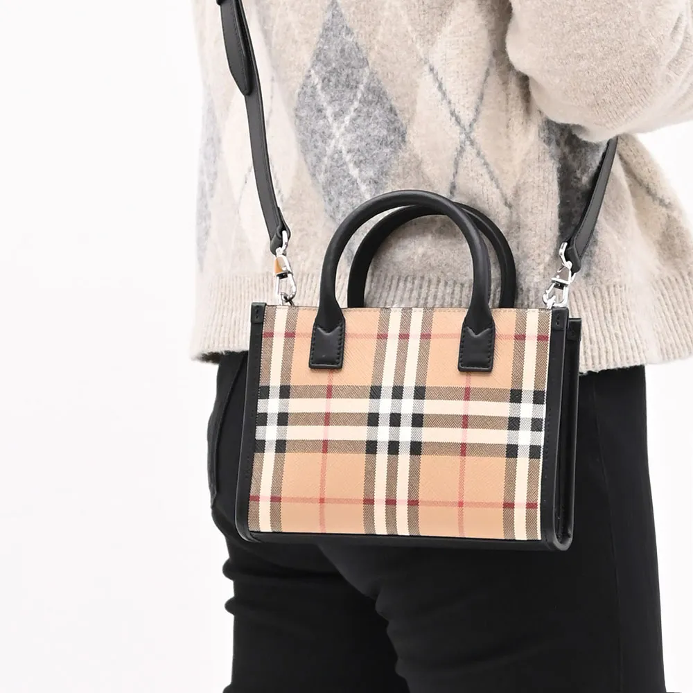 【BURBERRY 巴寶莉】英系經典格紋迷你手提包斜背包兩用包(卡其/黑邊)