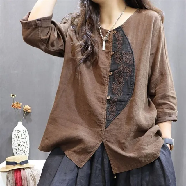 【AKARA】文藝沐雨松拼接色繡花長袖上衣 2色 中大尺碼 L-3XL